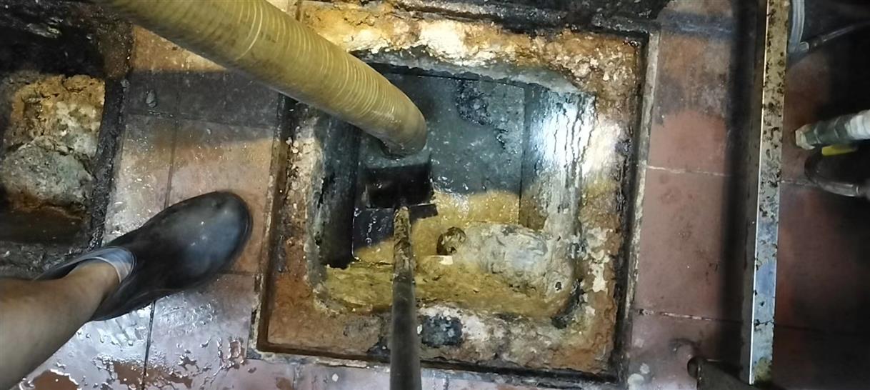 麻城污水池清理一般都有毒气，怎么预防中毒呢？